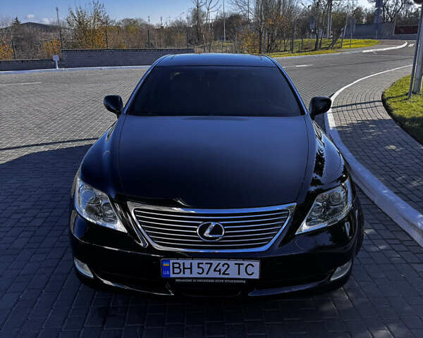 Лексус ЛС, объемом двигателя 4.61 л и пробегом 305 тыс. км за 13400 $, фото 1 на Automoto.ua