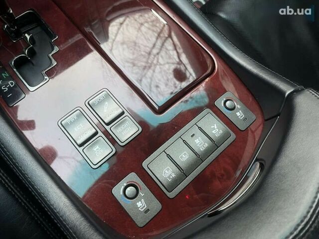 Лексус ЛС, объемом двигателя 4.6 л и пробегом 235 тыс. км за 11999 $, фото 5 на Automoto.ua