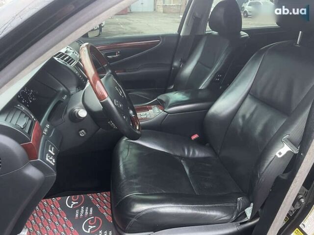 Лексус ЛС, объемом двигателя 4.6 л и пробегом 235 тыс. км за 11999 $, фото 27 на Automoto.ua