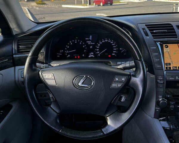 Лексус ЛС, объемом двигателя 4.61 л и пробегом 305 тыс. км за 13400 $, фото 11 на Automoto.ua