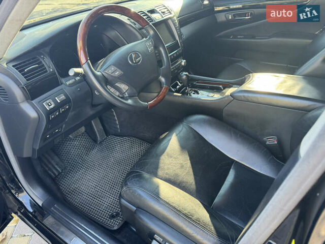 Лексус ЛС, объемом двигателя 4.6 л и пробегом 279 тыс. км за 13700 $, фото 10 на Automoto.ua