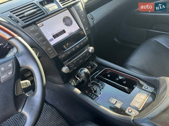 Лексус ЛС, объемом двигателя 4.6 л и пробегом 279 тыс. км за 13700 $, фото 17 на Automoto.ua