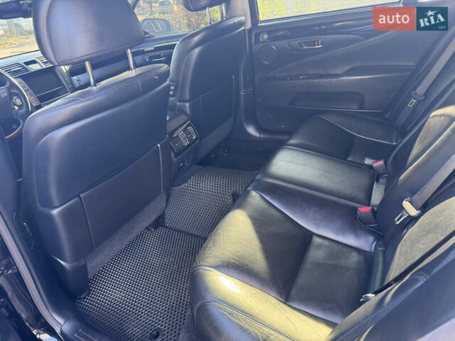 Лексус ЛС, объемом двигателя 4.6 л и пробегом 279 тыс. км за 13700 $, фото 14 на Automoto.ua