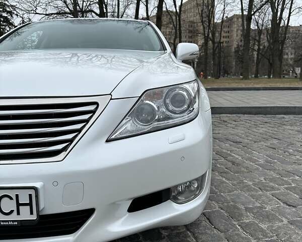 Лексус ЛС, об'ємом двигуна 4.6 л та пробігом 155 тис. км за 22500 $, фото 14 на Automoto.ua