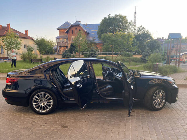 Лексус ЛС, объемом двигателя 5 л и пробегом 167 тыс. км за 37777 $, фото 8 на Automoto.ua