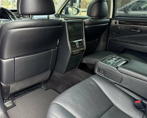 Лексус ЛС, об'ємом двигуна 4.61 л та пробігом 168 тис. км за 26000 $, фото 19 на Automoto.ua