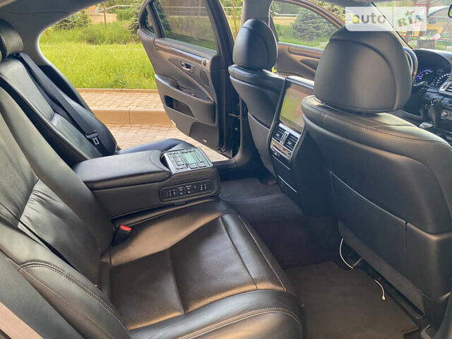 Лексус ЛС, объемом двигателя 5 л и пробегом 167 тыс. км за 37777 $, фото 26 на Automoto.ua