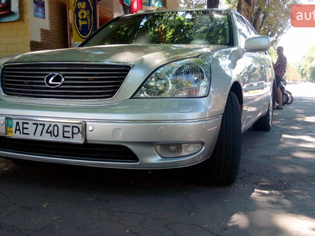 Сірий Лексус ЛС, об'ємом двигуна 4.3 л та пробігом 240 тис. км за 6900 $, фото 2 на Automoto.ua