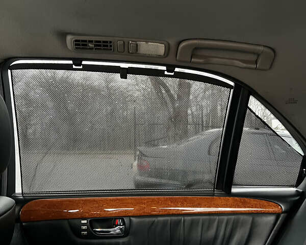 Серый Лексус ЛС, объемом двигателя 4.29 л и пробегом 370 тыс. км за 5555 $, фото 20 на Automoto.ua