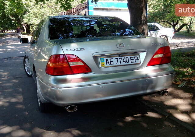 Сірий Лексус ЛС, об'ємом двигуна 4.3 л та пробігом 240 тис. км за 6900 $, фото 1 на Automoto.ua