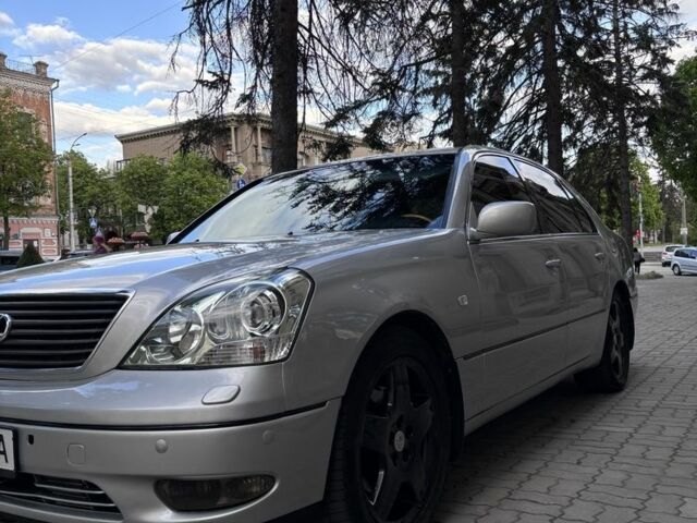 Серый Лексус ЛС, объемом двигателя 4.3 л и пробегом 333 тыс. км за 6300 $, фото 6 на Automoto.ua
