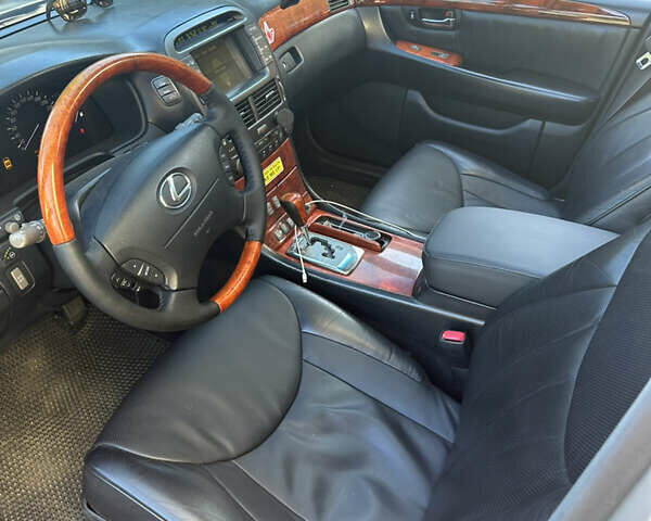 Сірий Лексус ЛС, об'ємом двигуна 4.29 л та пробігом 300 тис. км за 9500 $, фото 12 на Automoto.ua