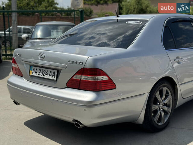 Сірий Лексус ЛС, об'ємом двигуна 4.3 л та пробігом 362 тис. км за 7900 $, фото 16 на Automoto.ua