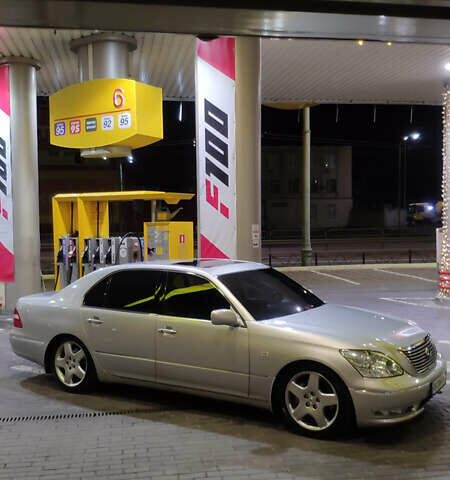 Сірий Лексус ЛС, об'ємом двигуна 4.29 л та пробігом 300 тис. км за 9500 $, фото 3 на Automoto.ua