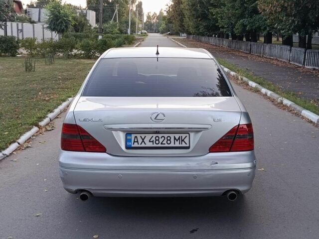 Сірий Лексус ЛС, об'ємом двигуна 4 л та пробігом 386 тис. км за 5523 $, фото 9 на Automoto.ua