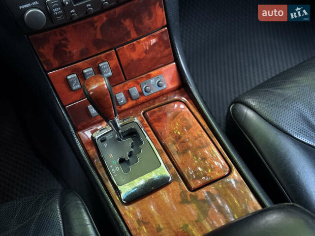 Сірий Лексус ЛС, об'ємом двигуна 4.3 л та пробігом 362 тис. км за 7900 $, фото 21 на Automoto.ua