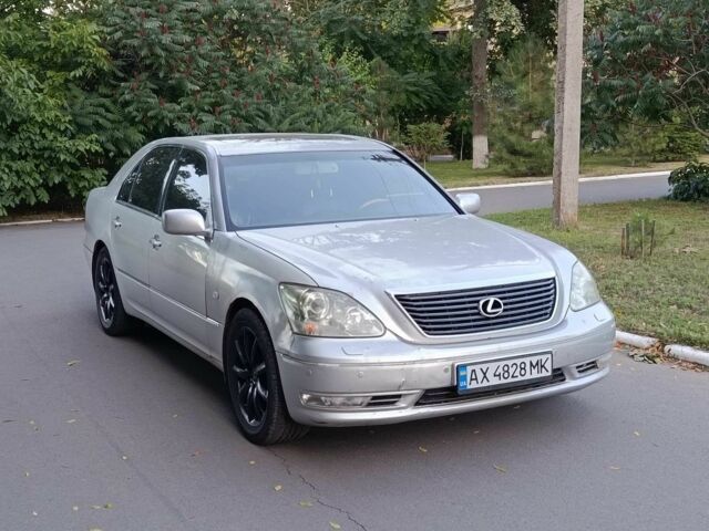 Сірий Лексус ЛС, об'ємом двигуна 4 л та пробігом 386 тис. км за 5523 $, фото 1 на Automoto.ua
