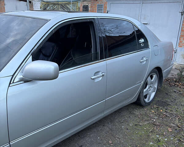 Лексус ЛС 2005 в Виннице на Automoto.ua Серый Лексус ЛС, объемом двигателя 4.29 л и пробегом 350 тыс. км за 3999 $, фото 2 на Automoto.ua