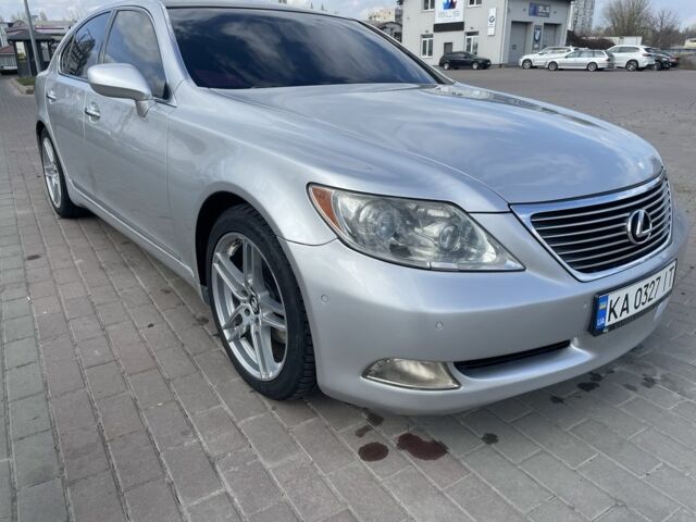 Сірий Лексус ЛС, об'ємом двигуна 4.6 л та пробігом 200 тис. км за 12500 $, фото 3 на Automoto.ua
