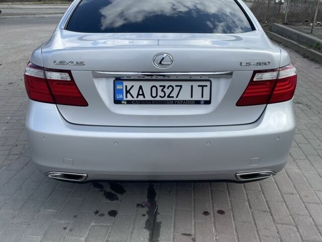 Сірий Лексус ЛС, об'ємом двигуна 4.6 л та пробігом 200 тис. км за 12500 $, фото 5 на Automoto.ua