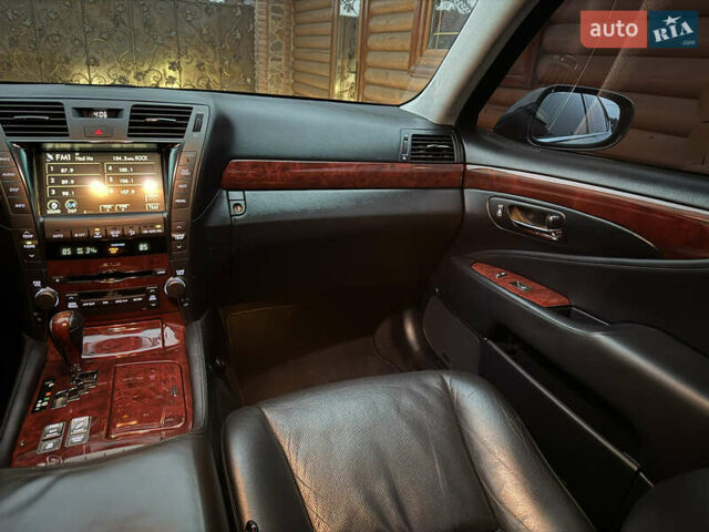 Сірий Лексус ЛС, об'ємом двигуна 4.6 л та пробігом 116 тис. км за 14999 $, фото 44 на Automoto.ua