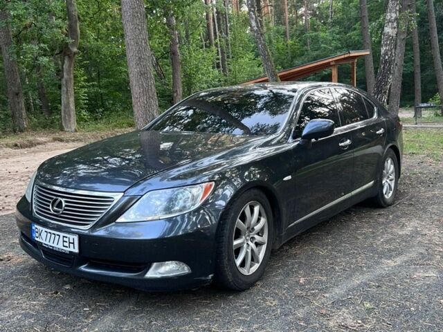 Сірий Лексус ЛС, об'ємом двигуна 4.61 л та пробігом 286 тис. км за 11500 $, фото 4 на Automoto.ua