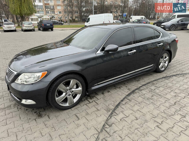 Серый Лексус ЛС, объемом двигателя 4.6 л и пробегом 116 тыс. км за 11700 $, фото 15 на Automoto.ua
