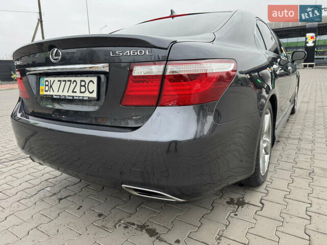 Серый Лексус ЛС, объемом двигателя 4.6 л и пробегом 116 тыс. км за 11700 $, фото 21 на Automoto.ua