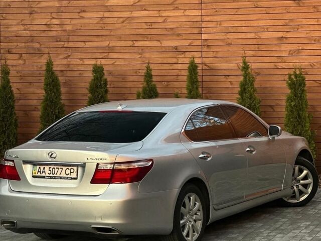 Серый Лексус ЛС, объемом двигателя 4.61 л и пробегом 160 тыс. км за 9800 $, фото 1 на Automoto.ua