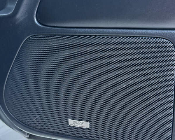 Серый Лексус ЛС, объемом двигателя 4.61 л и пробегом 264 тыс. км за 9000 $, фото 27 на Automoto.ua