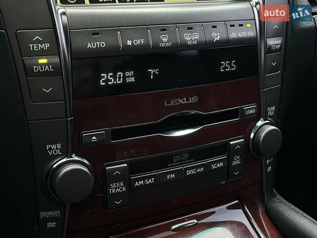 Серый Лексус ЛС, объемом двигателя 4.6 л и пробегом 195 тыс. км за 9950 $, фото 55 на Automoto.ua