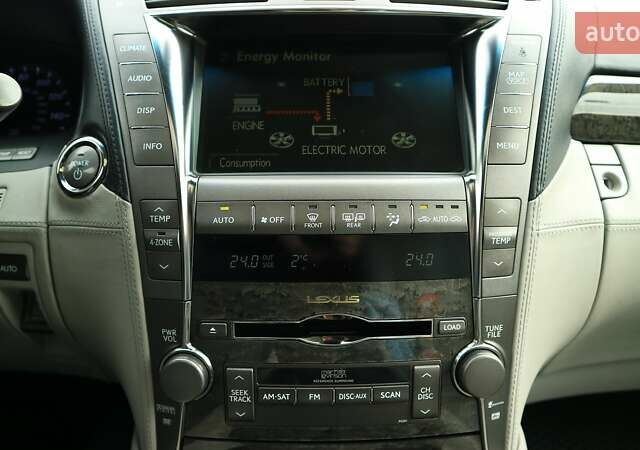 Серый Лексус ЛС, объемом двигателя 5 л и пробегом 164 тыс. км за 11971 $, фото 16 на Automoto.ua