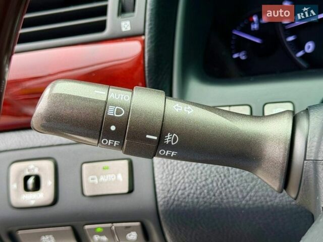 Серый Лексус ЛС, объемом двигателя 4.61 л и пробегом 275 тыс. км за 11500 $, фото 50 на Automoto.ua