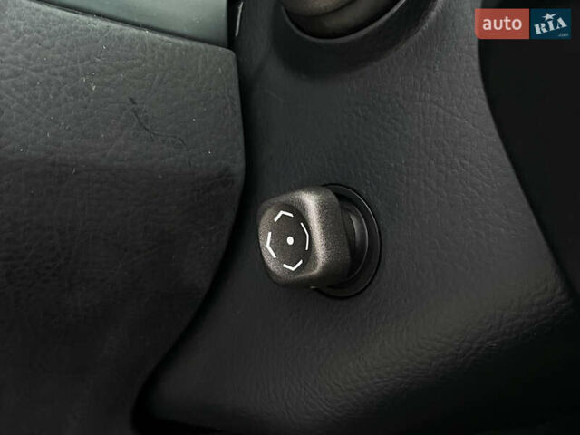 Серый Лексус ЛС, объемом двигателя 4.6 л и пробегом 195 тыс. км за 9950 $, фото 51 на Automoto.ua