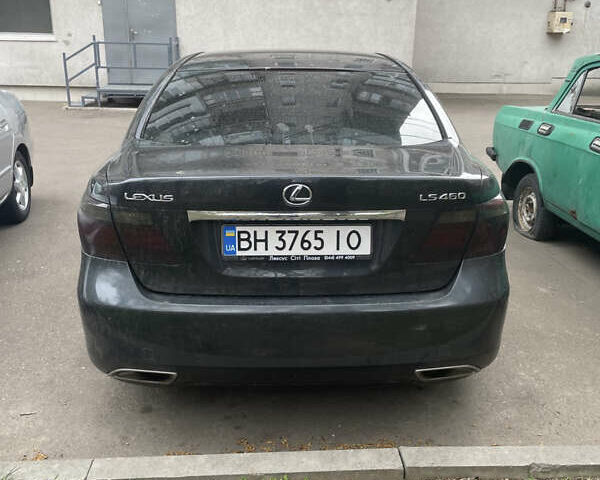 Серый Лексус ЛС, объемом двигателя 4.61 л и пробегом 293 тыс. км за 11500 $, фото 1 на Automoto.ua