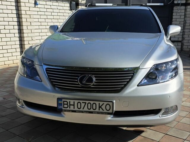 Сірий Лексус ЛС, об'ємом двигуна 5 л та пробігом 280 тис. км за 14900 $, фото 6 на Automoto.ua