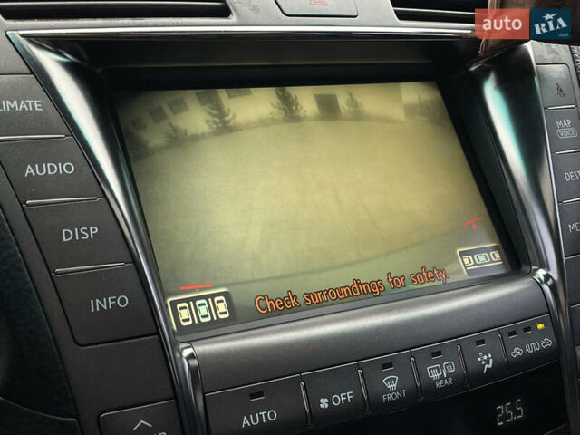 Серый Лексус ЛС, объемом двигателя 4.6 л и пробегом 195 тыс. км за 9950 $, фото 56 на Automoto.ua