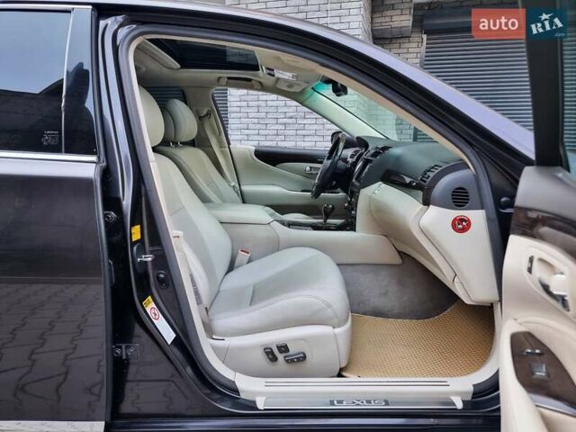 Серый Лексус ЛС, объемом двигателя 4.97 л и пробегом 237 тыс. км за 16999 $, фото 71 на Automoto.ua