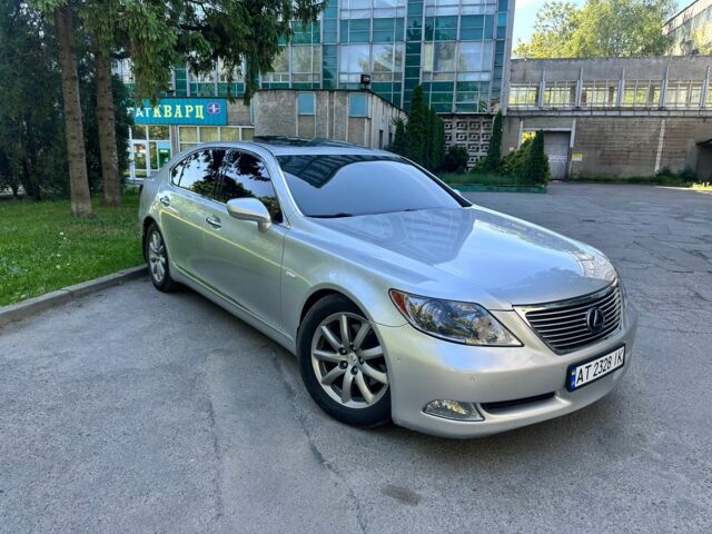 Сірий Лексус ЛС, об'ємом двигуна 4.6 л та пробігом 243 тис. км за 8500 $, фото 1 на Automoto.ua