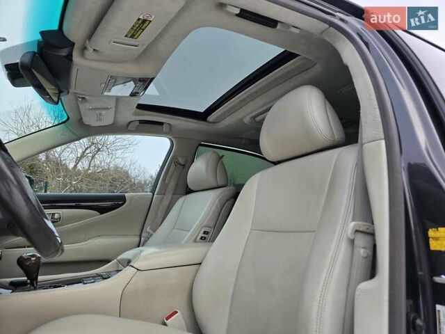 Сірий Лексус ЛС, об'ємом двигуна 5 л та пробігом 237 тис. км за 15499 $, фото 27 на Automoto.ua