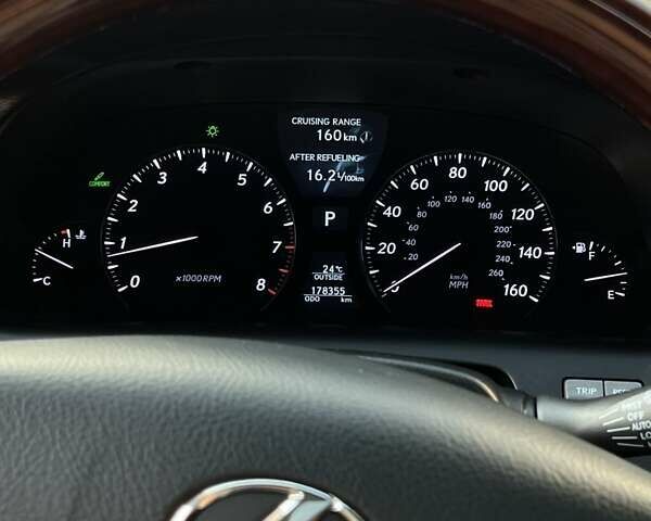 Сірий Лексус ЛС, об'ємом двигуна 4.61 л та пробігом 220 тис. км за 11500 $, фото 2 на Automoto.ua