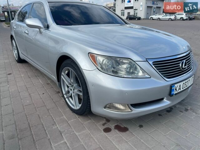 Сірий Лексус ЛС, об'ємом двигуна 4.61 л та пробігом 200 тис. км за 8500 $, фото 3 на Automoto.ua