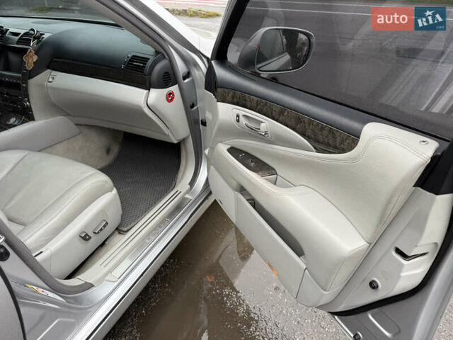 Серый Лексус ЛС, объемом двигателя 4.61 л и пробегом 216 тыс. км за 12800 $, фото 52 на Automoto.ua