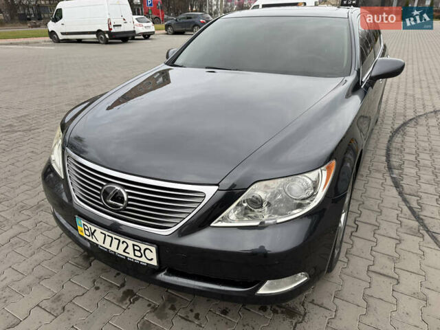 Серый Лексус ЛС, объемом двигателя 4.6 л и пробегом 116 тыс. км за 11700 $, фото 14 на Automoto.ua