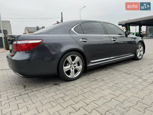 Серый Лексус ЛС, объемом двигателя 4.6 л и пробегом 116 тыс. км за 11700 $, фото 5 на Automoto.ua