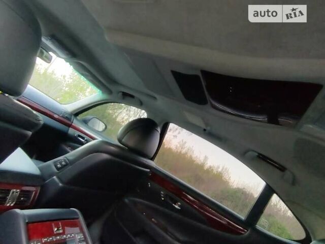 Серый Лексус ЛС, объемом двигателя 5 л и пробегом 380 тыс. км за 13900 $, фото 9 на Automoto.ua