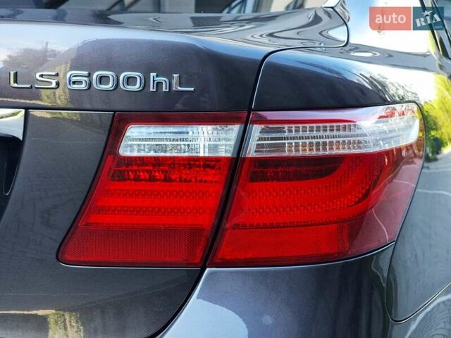 Серый Лексус ЛС, объемом двигателя 4.97 л и пробегом 237 тыс. км за 16999 $, фото 16 на Automoto.ua