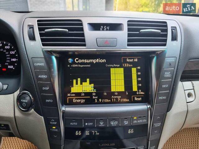 Серый Лексус ЛС, объемом двигателя 4.97 л и пробегом 237 тыс. км за 16999 $, фото 39 на Automoto.ua