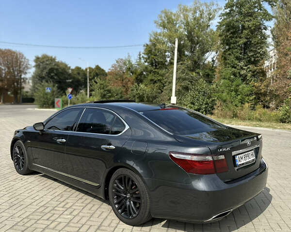 Сірий Лексус ЛС, об'ємом двигуна 4.61 л та пробігом 310 тис. км за 15250 $, фото 4 на Automoto.ua