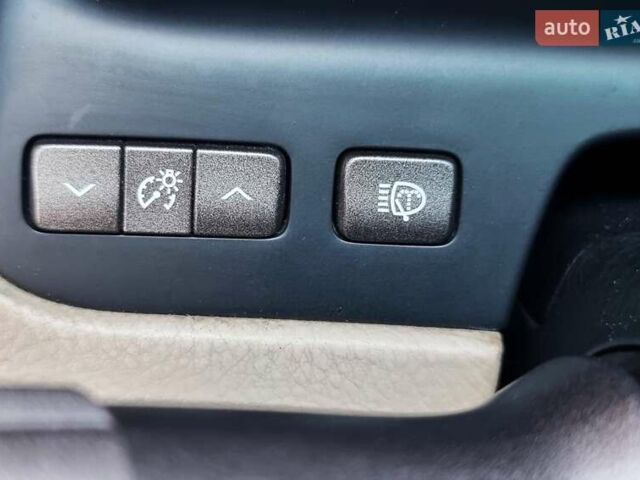 Серый Лексус ЛС, объемом двигателя 4.97 л и пробегом 237 тыс. км за 16999 $, фото 38 на Automoto.ua